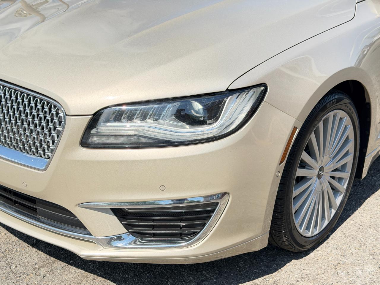 Lincoln MKZ Hybrid Reserve FWD 2017
