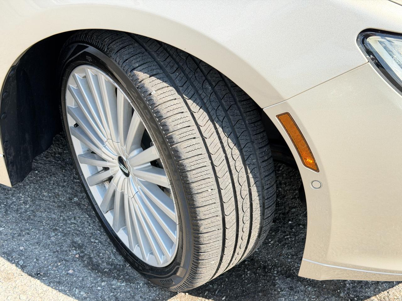 Lincoln MKZ Hybrid Reserve FWD 2017