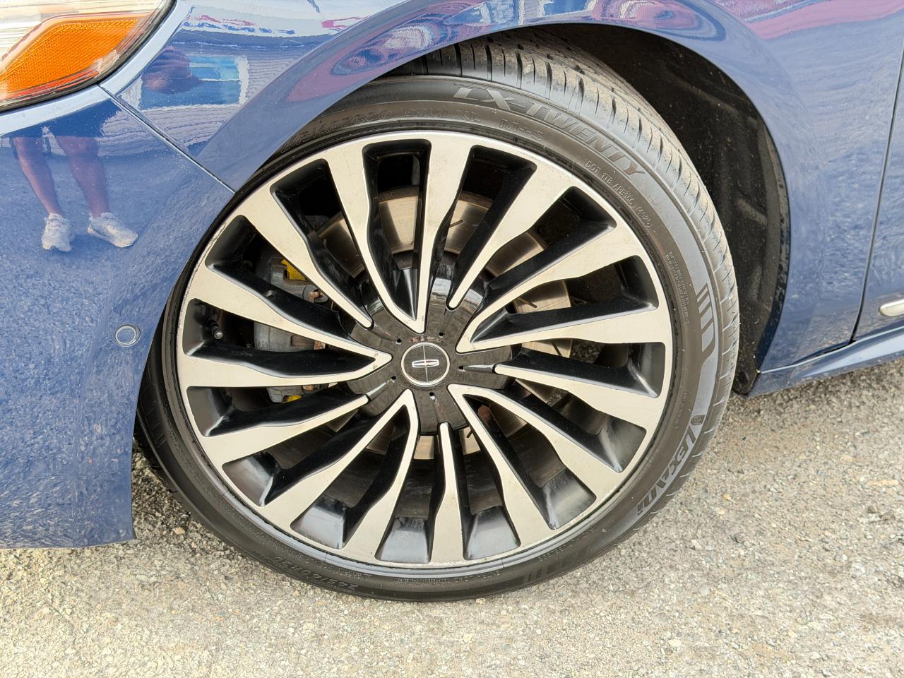 Lincoln Continental Black Label AWD 2017