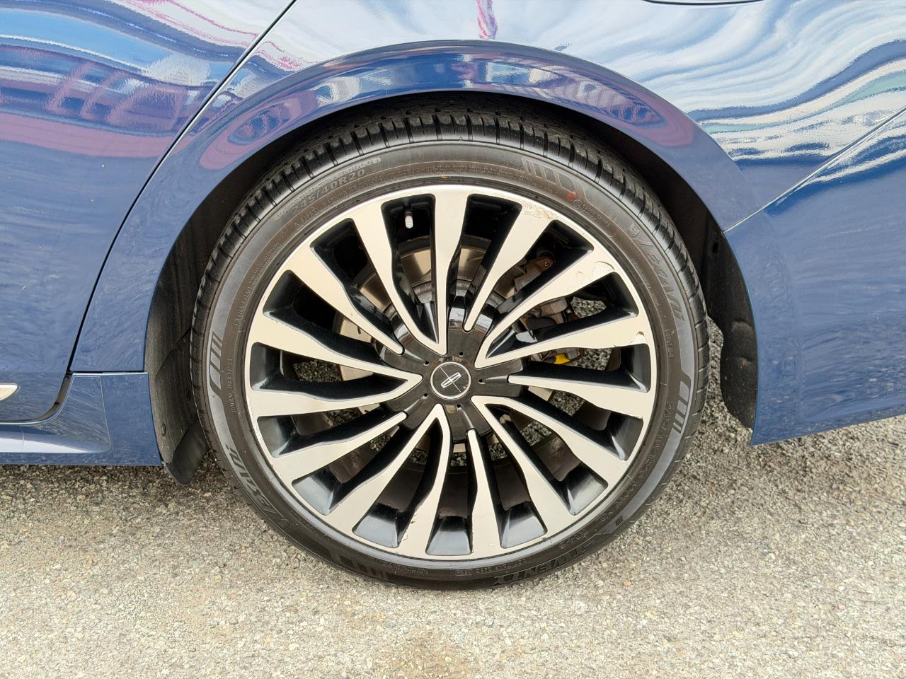 Lincoln Continental Black Label AWD 2017