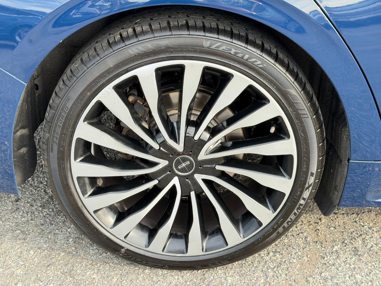 Lincoln Continental Black Label AWD 2017