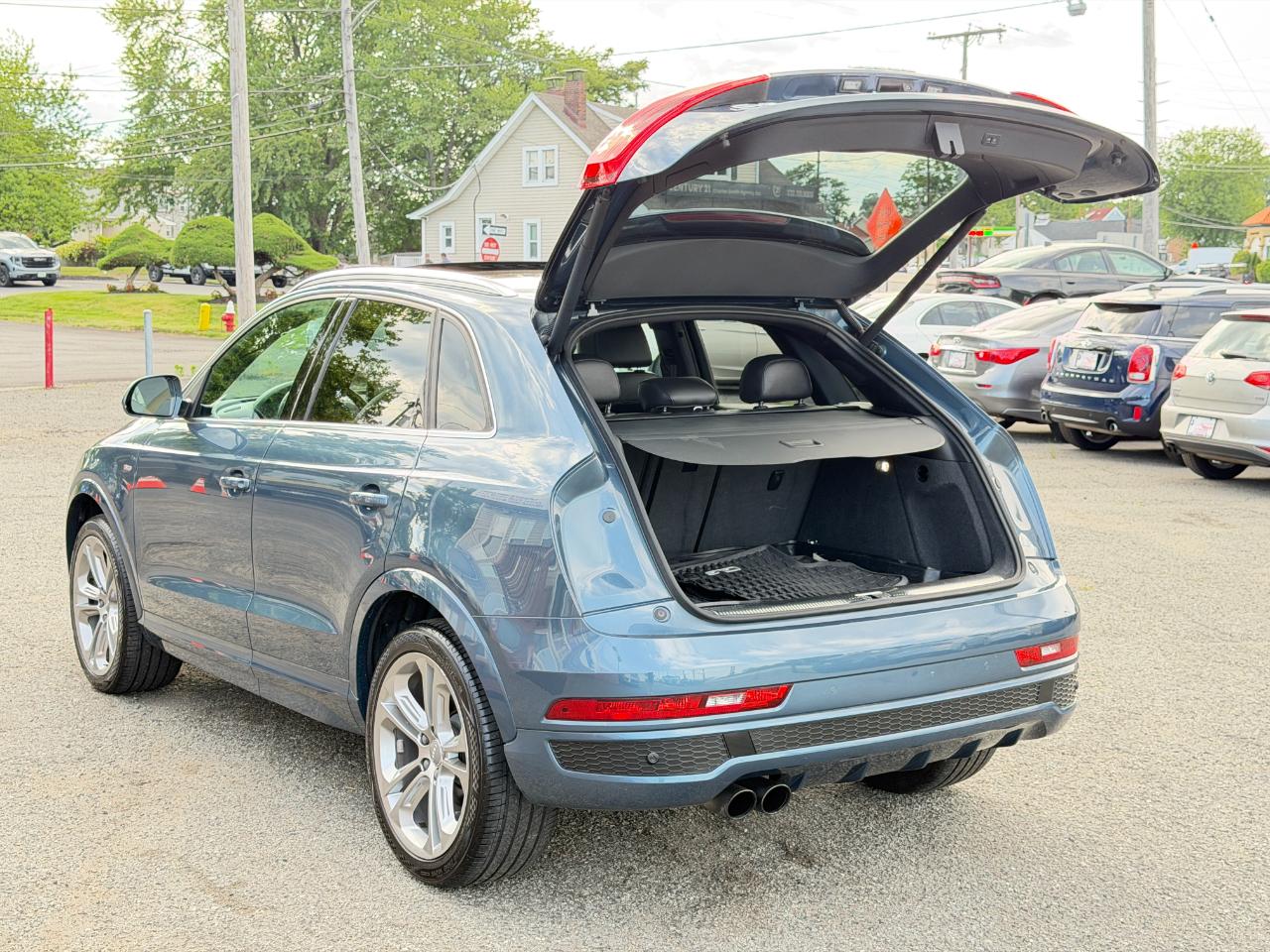 Audi Q3 quattro 4dr Prestige 2016
