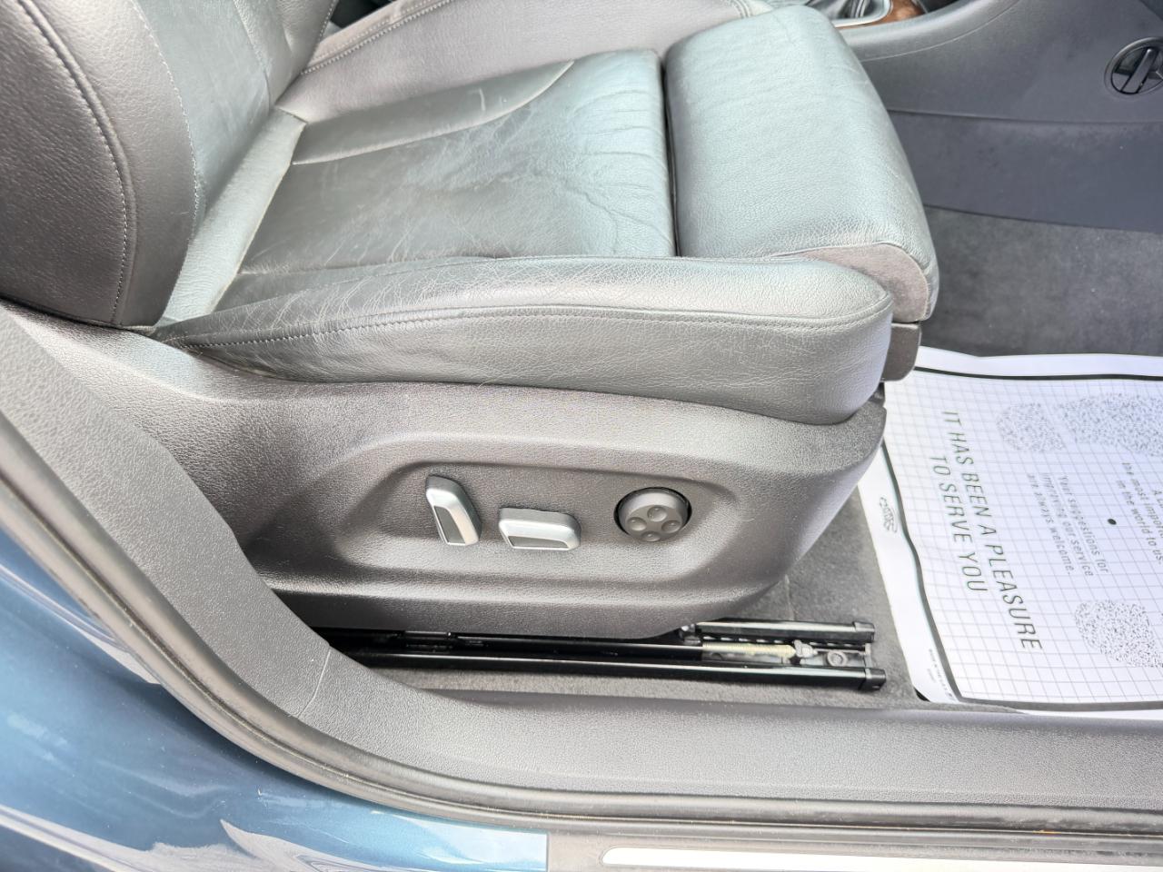 Audi Q3 quattro 4dr Prestige 2016