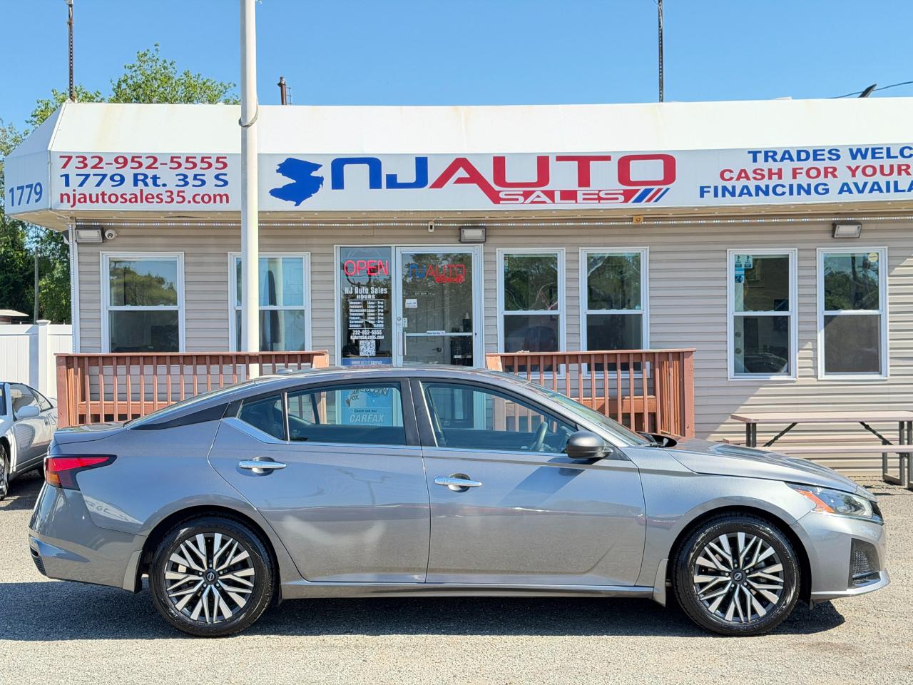 Nissan Altima 2.5 SV Sedan 2024