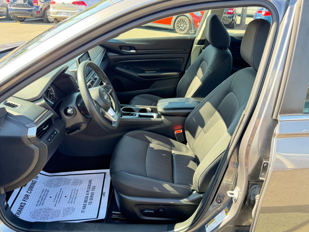 Nissan Altima 2.5 SV Sedan 2024