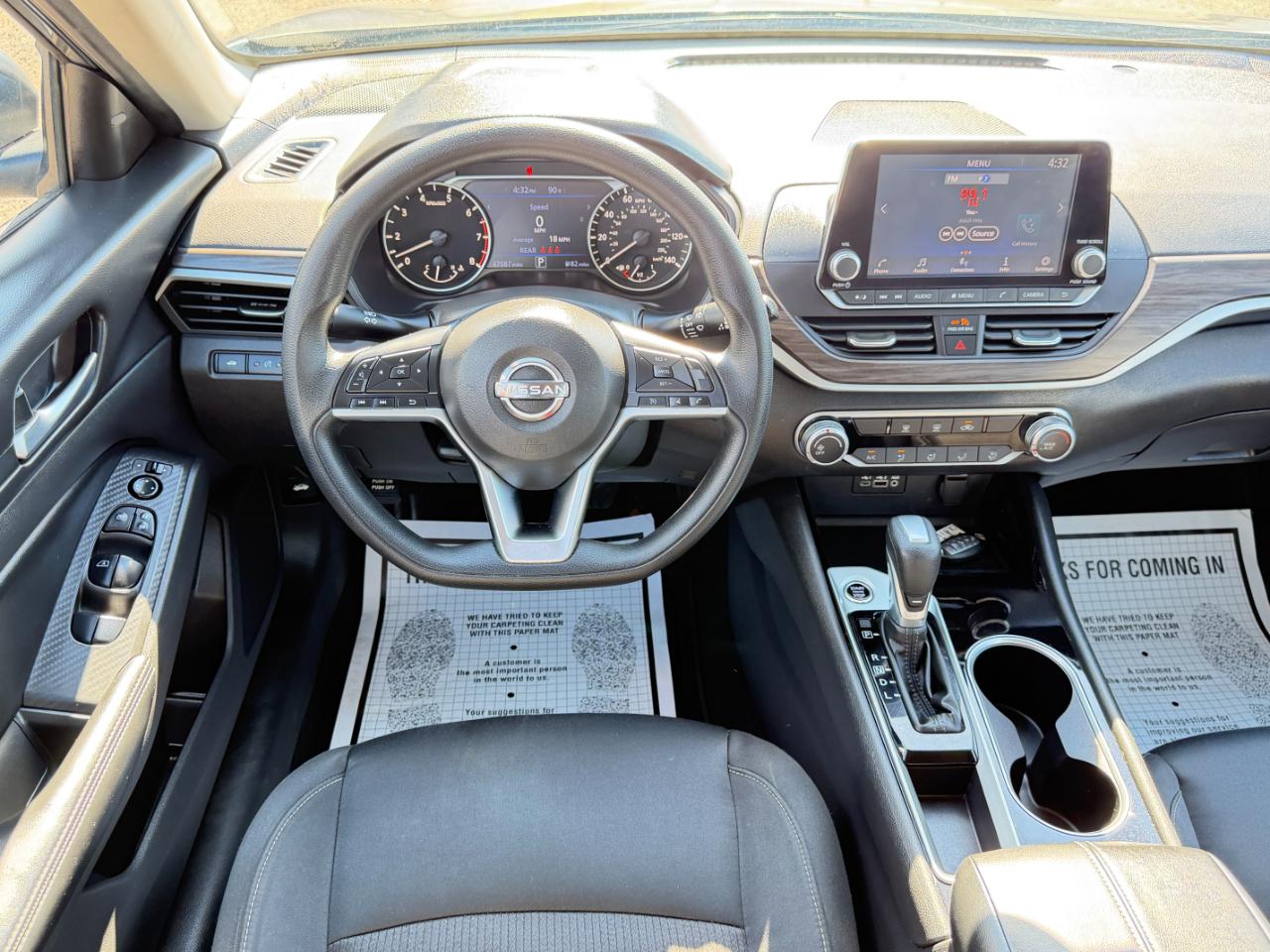 Nissan Altima 2.5 SV Sedan 2024