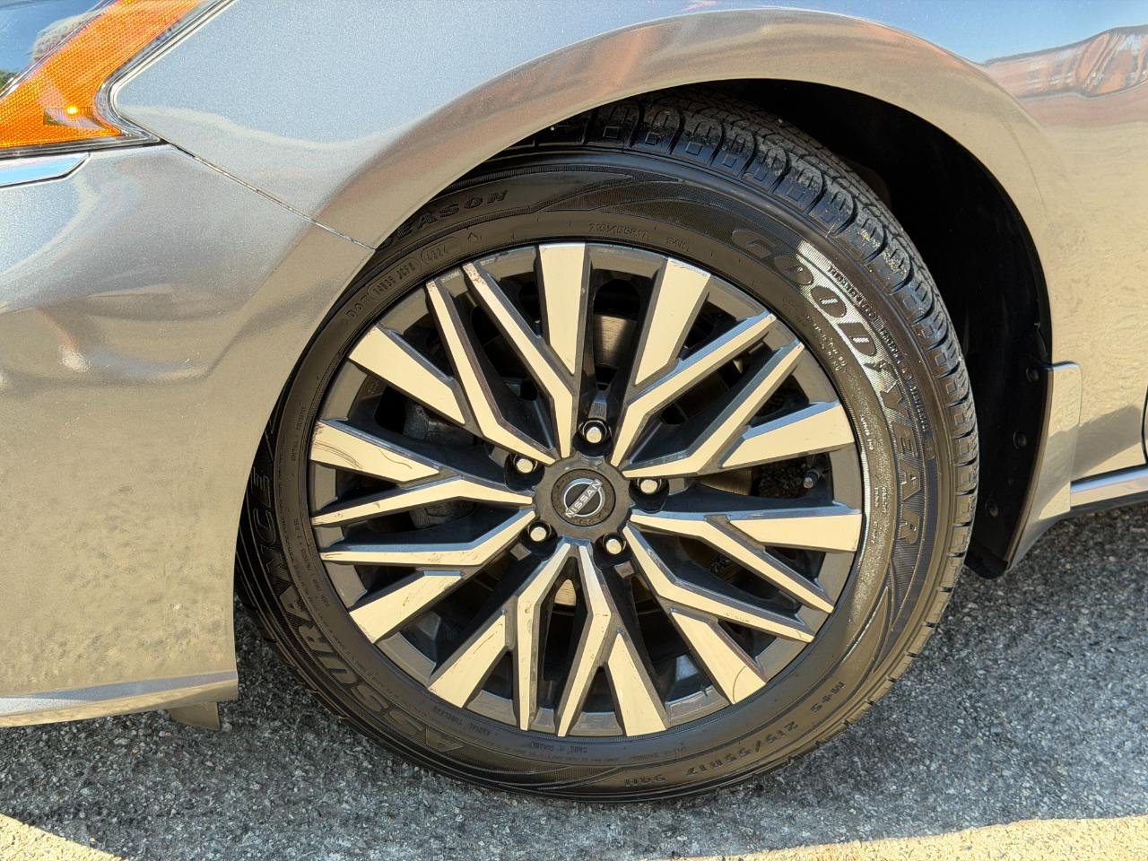 Nissan Altima 2.5 SV Sedan 2024