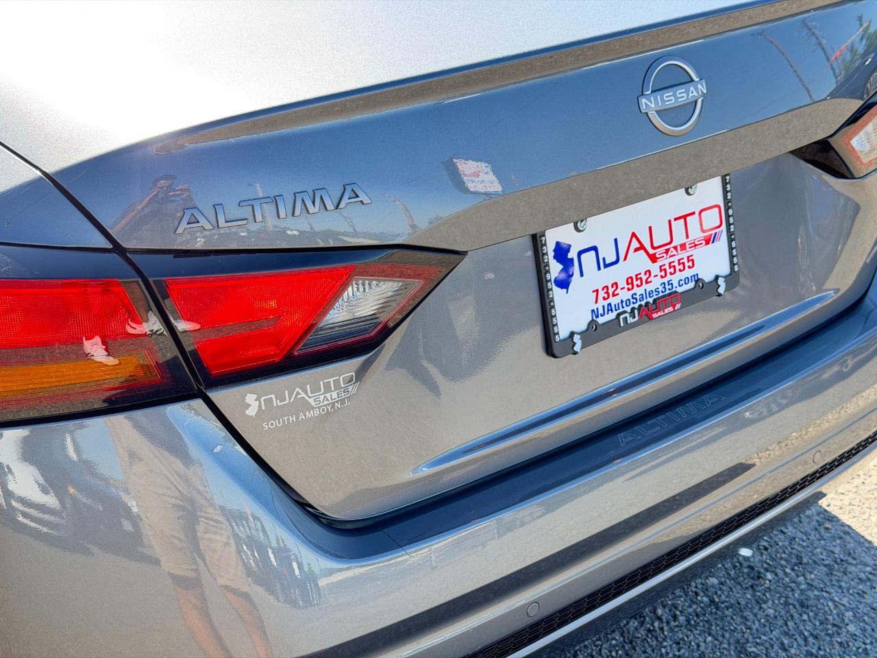 Nissan Altima 2.5 SV Sedan 2024