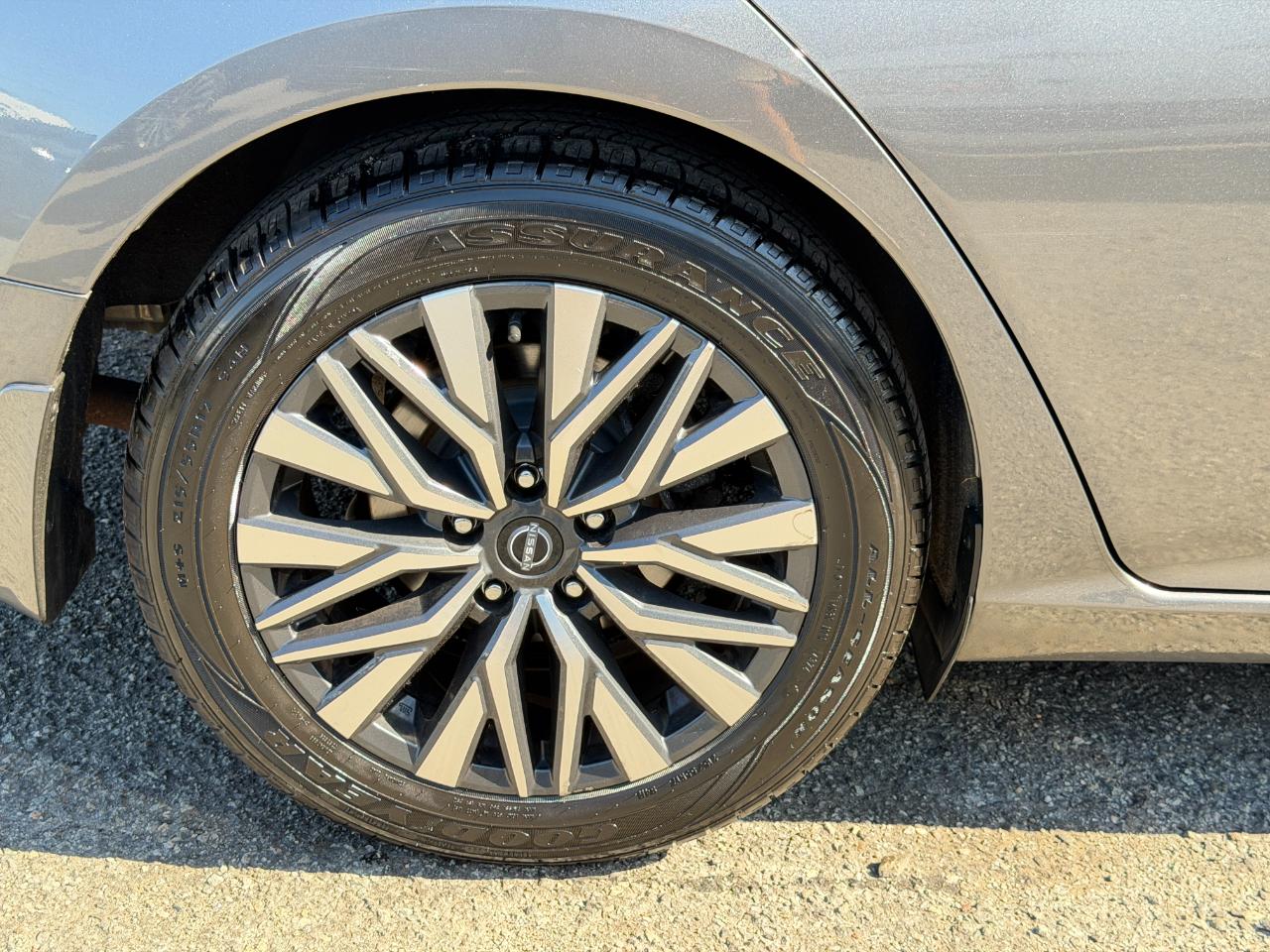 Nissan Altima 2.5 SV Sedan 2024