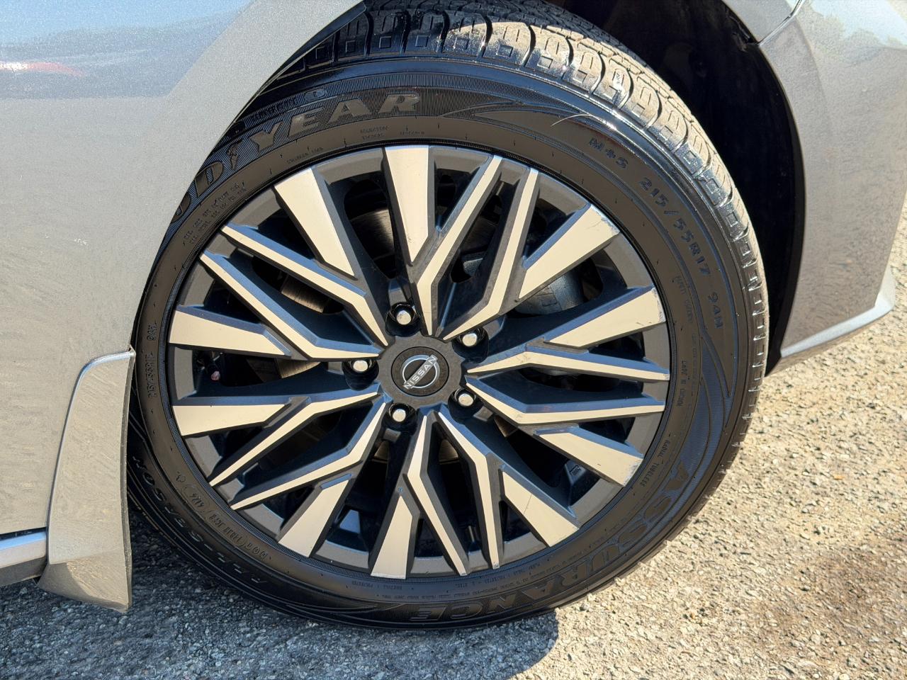 Nissan Altima 2.5 SV Sedan 2024