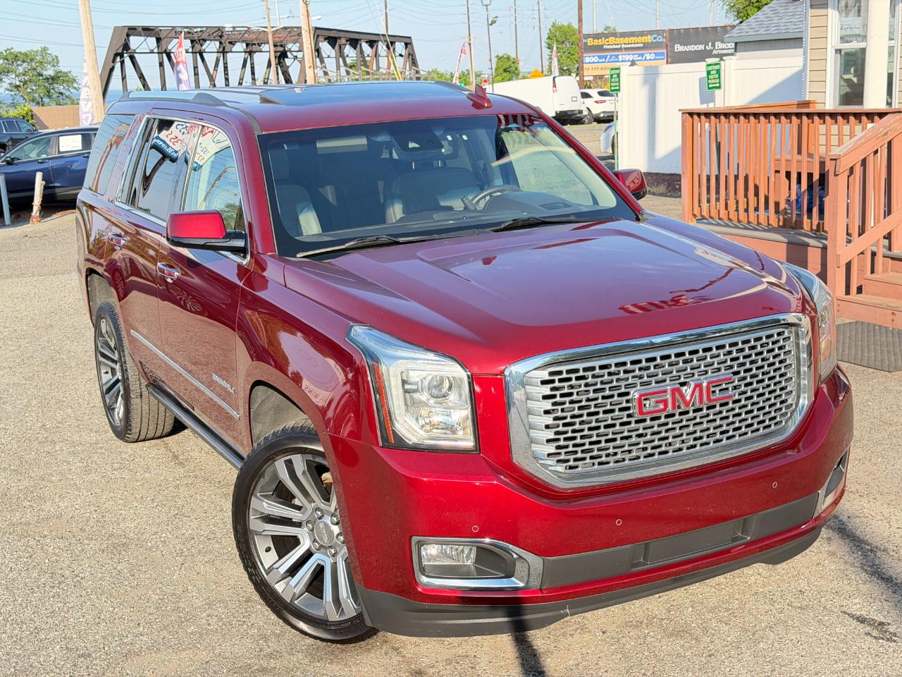 GMC Yukon 4WD 4dr Denali 2017