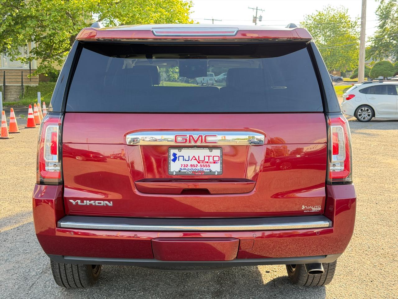 GMC Yukon 4WD 4dr Denali 2017