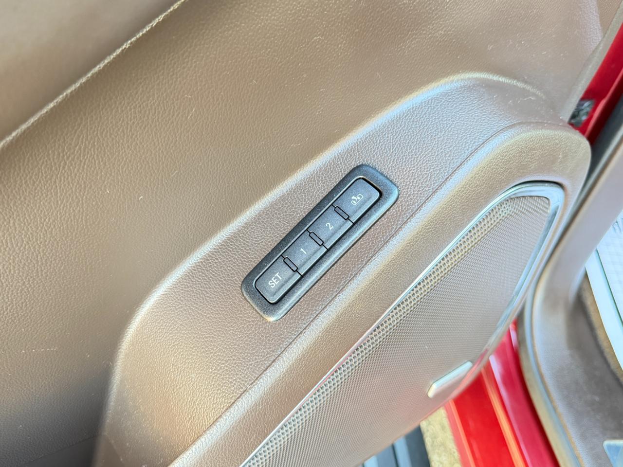 GMC Yukon 4WD 4dr Denali 2017