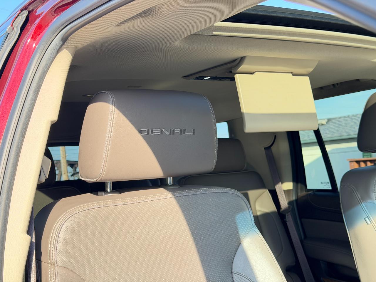 GMC Yukon 4WD 4dr Denali 2017
