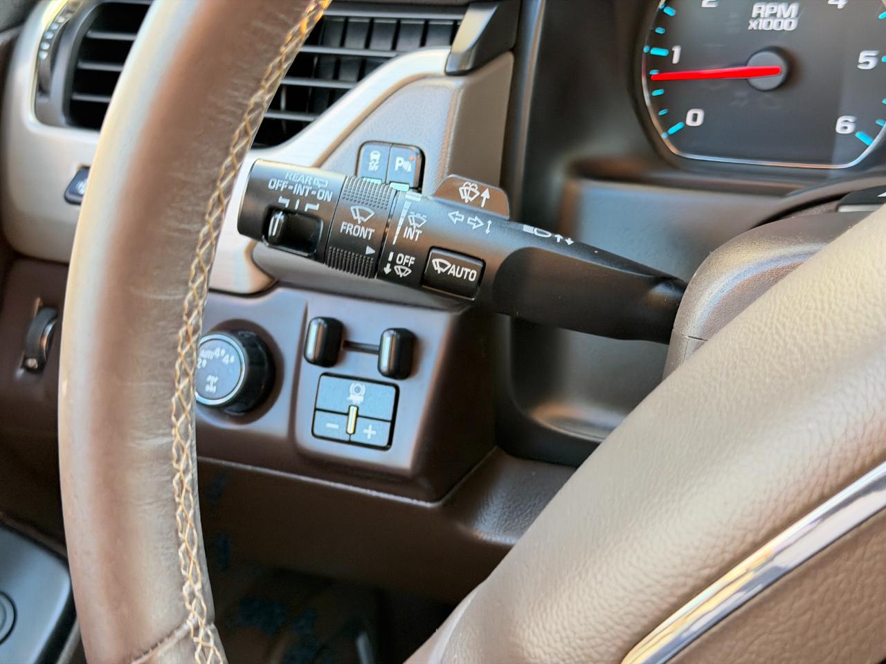 GMC Yukon 4WD 4dr Denali 2017