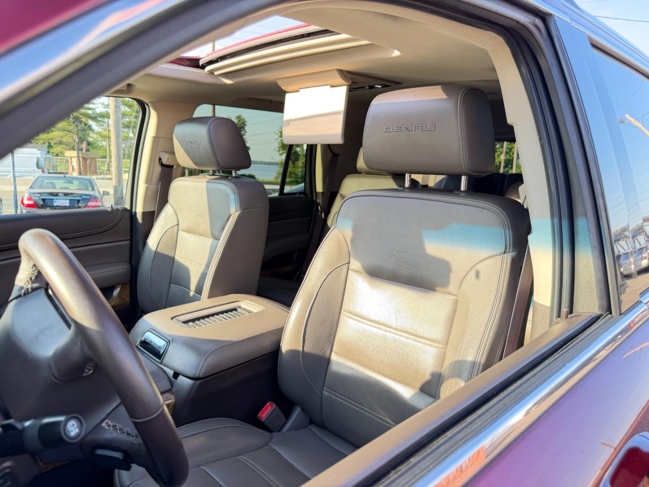 GMC Yukon 4WD 4dr Denali 2017