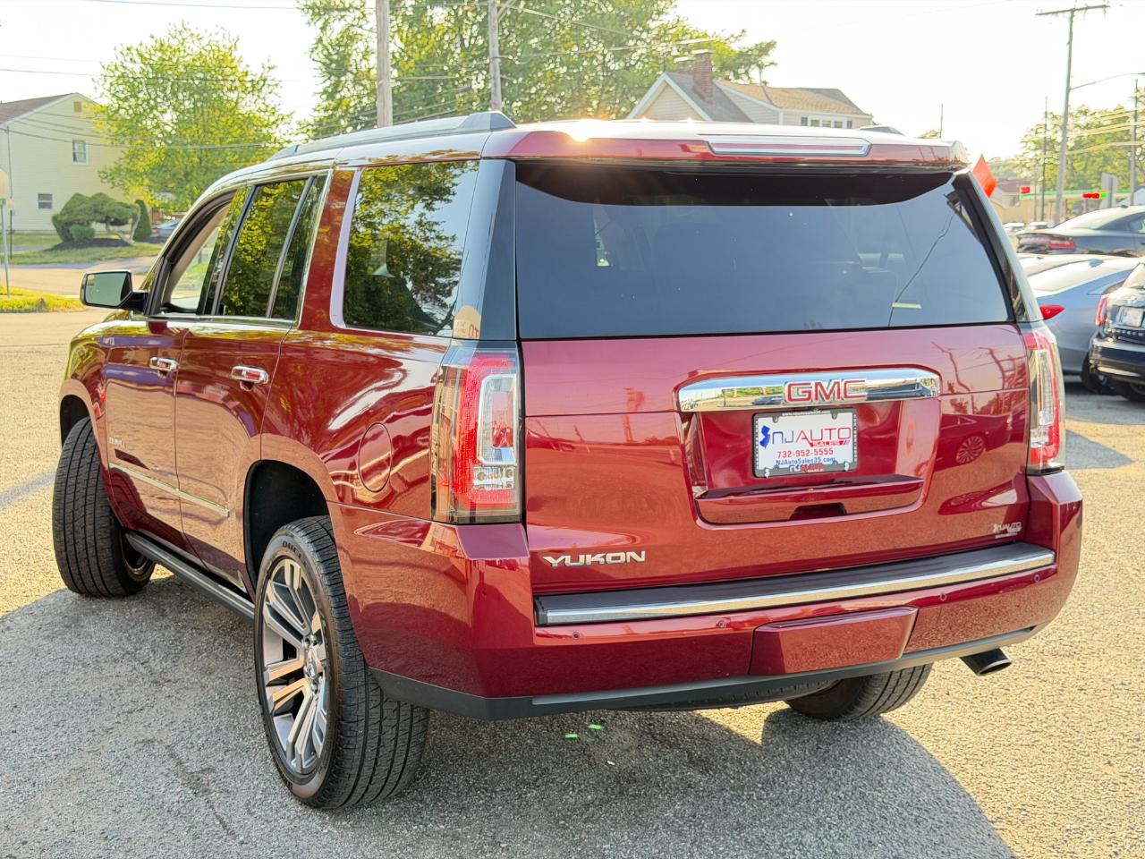 GMC Yukon 4WD 4dr Denali 2017