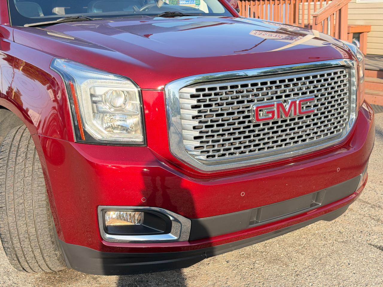 GMC Yukon 4WD 4dr Denali 2017
