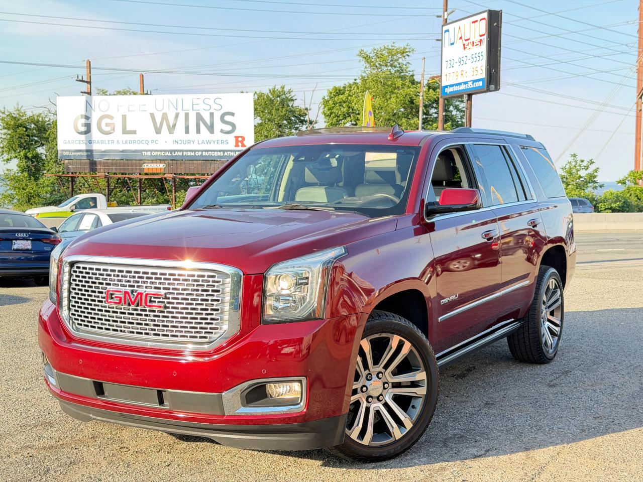 GMC Yukon 4WD 4dr Denali 2017