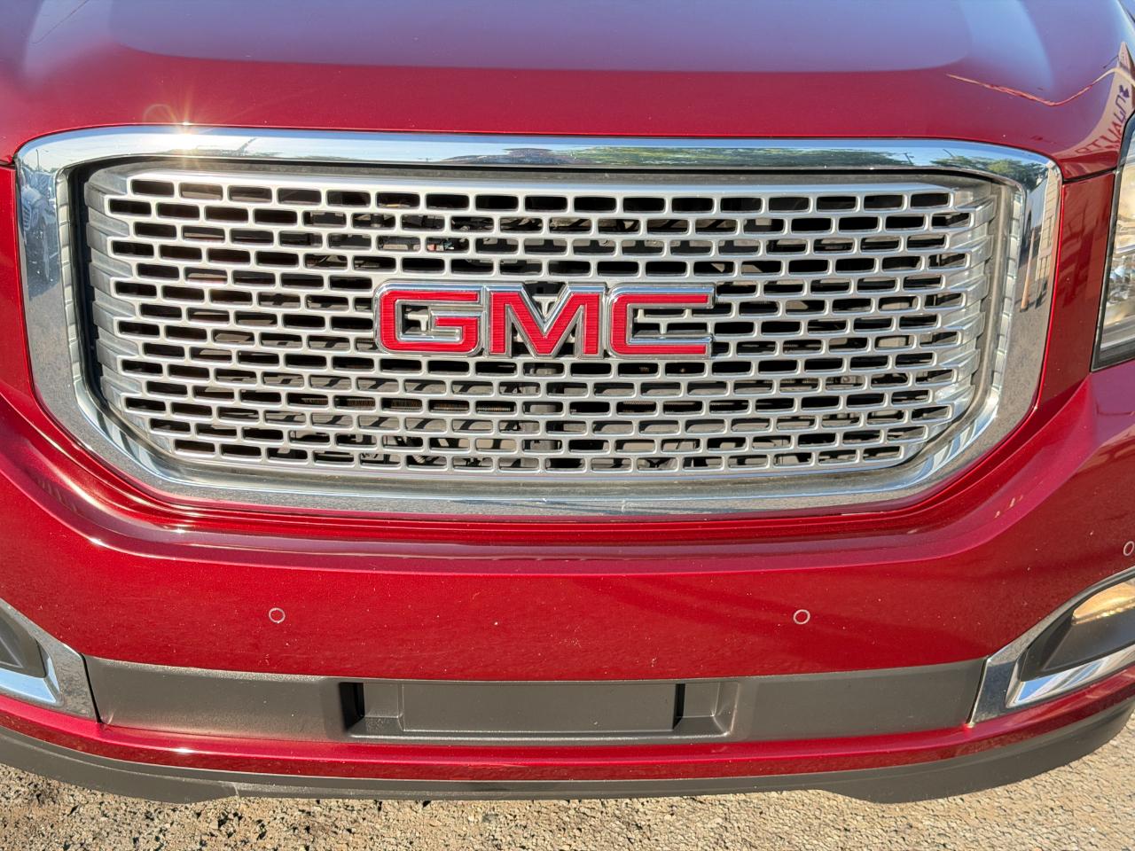 GMC Yukon 4WD 4dr Denali 2017