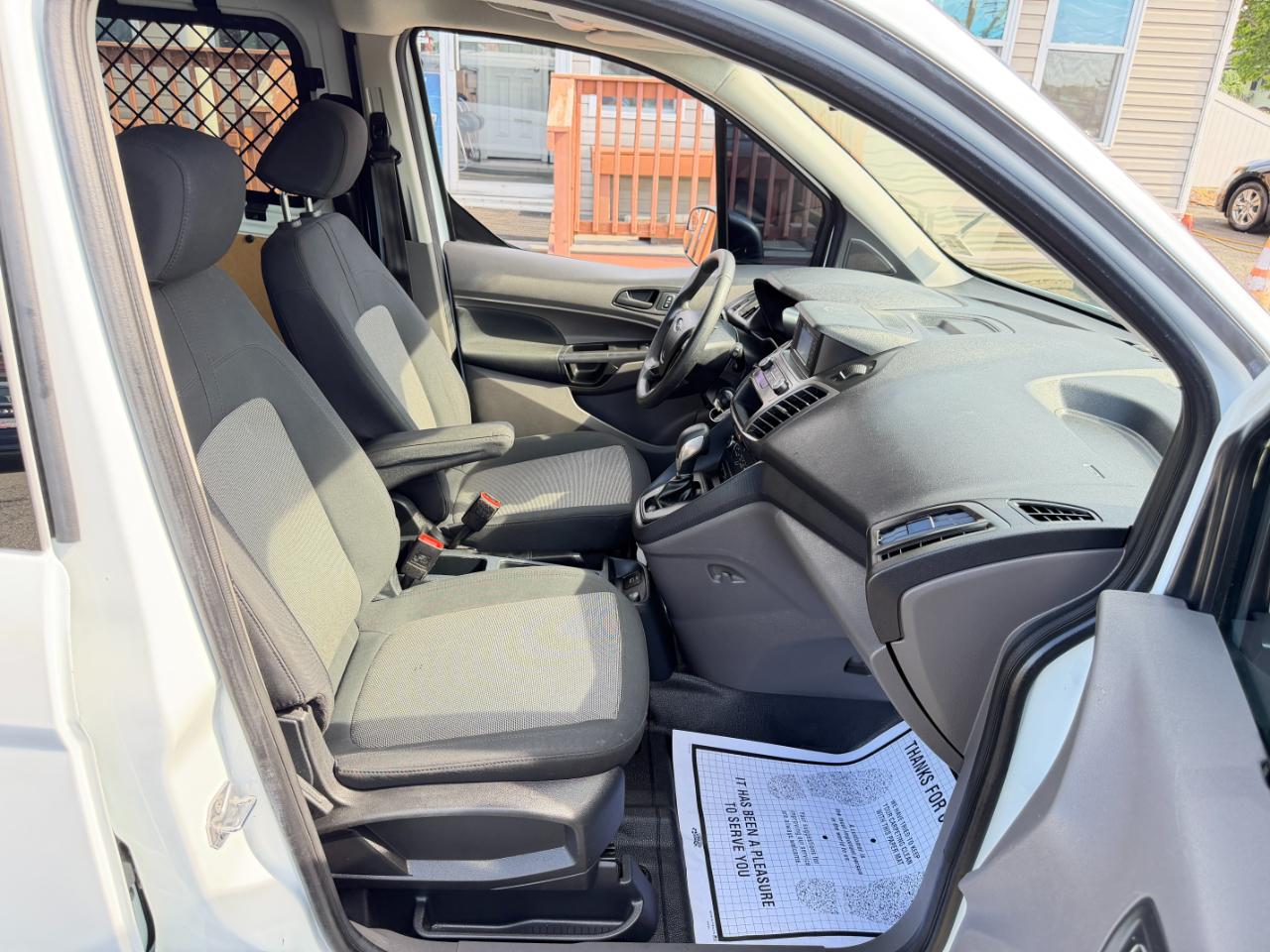 Ford Transit Connect Van XL LWB w/Rear Symmetrical Doors 2022