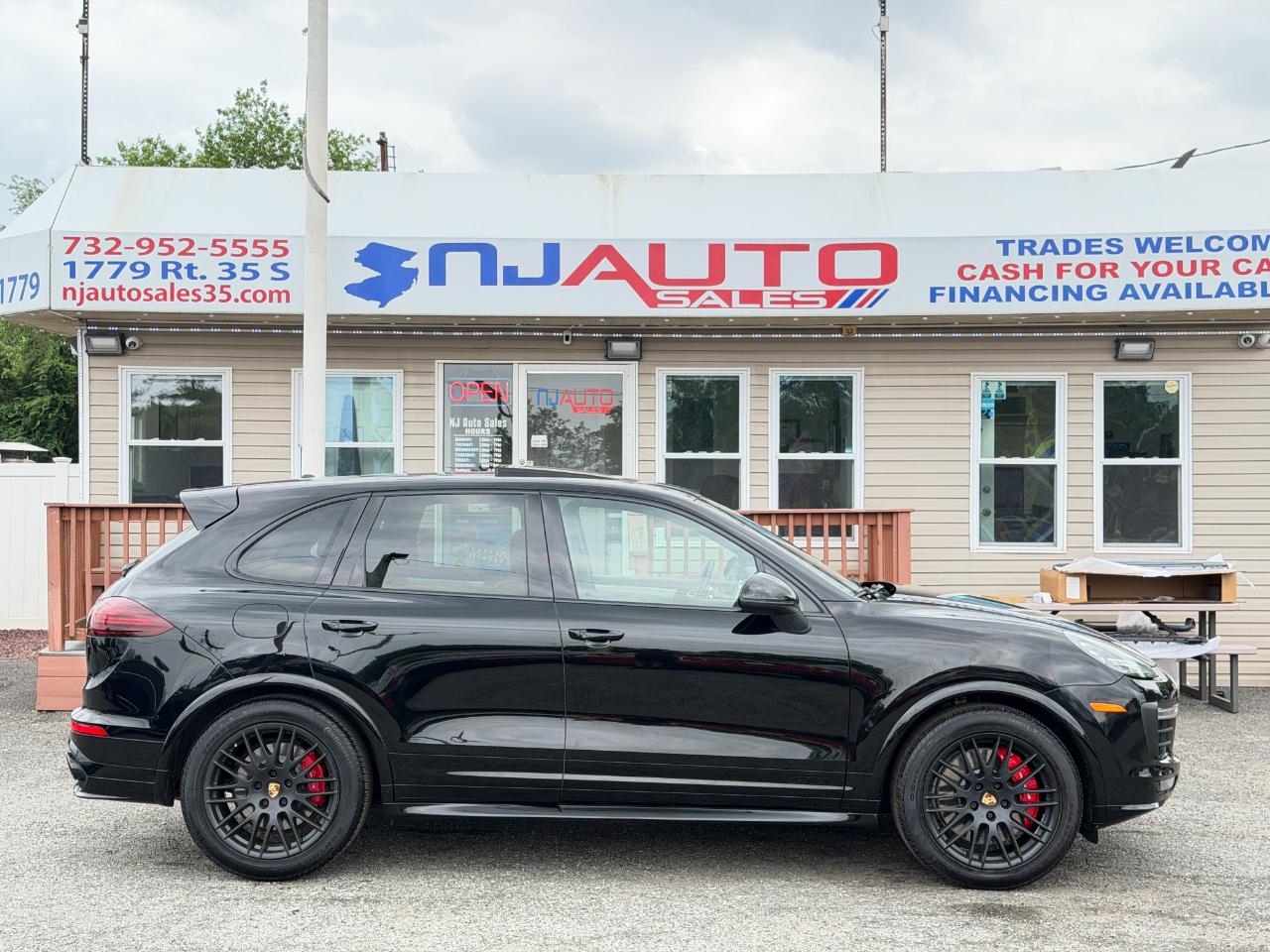 Porsche Cayenne AWD 4dr GTS 2016