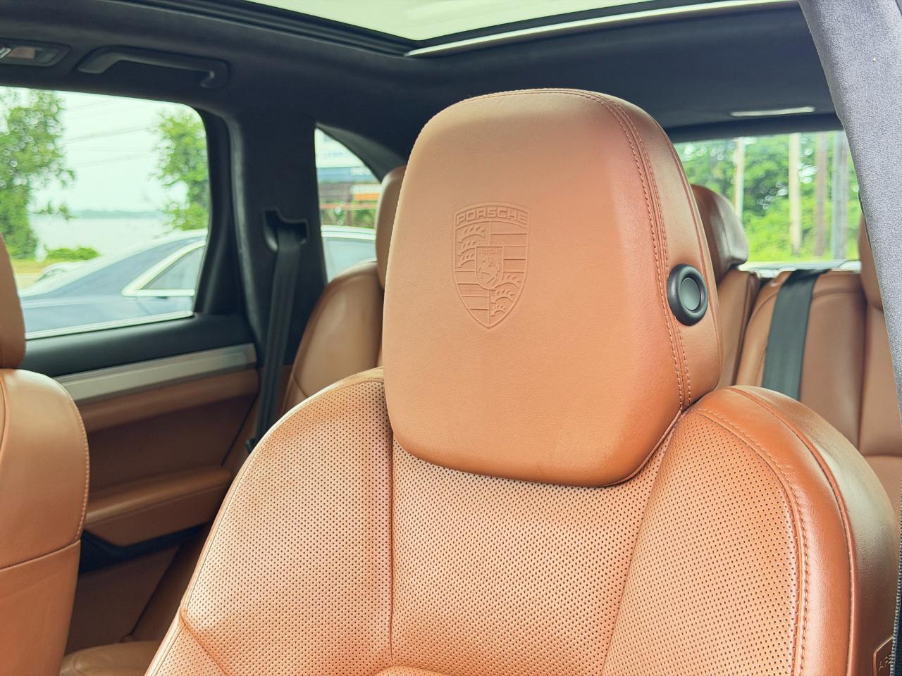 Porsche Cayenne AWD 4dr GTS 2016