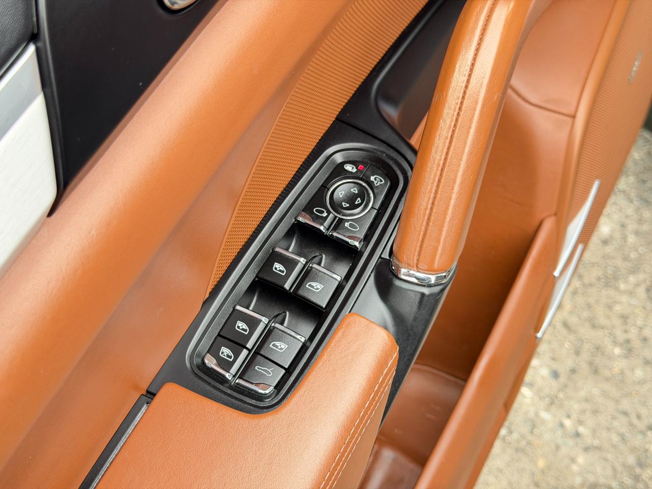 Porsche Cayenne AWD 4dr GTS 2016