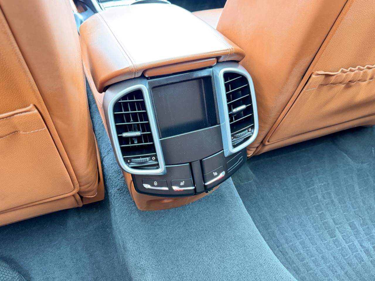 Porsche Cayenne AWD 4dr GTS 2016