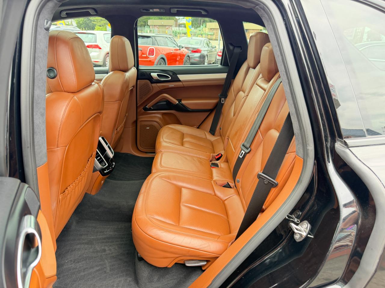 Porsche Cayenne AWD 4dr GTS 2016
