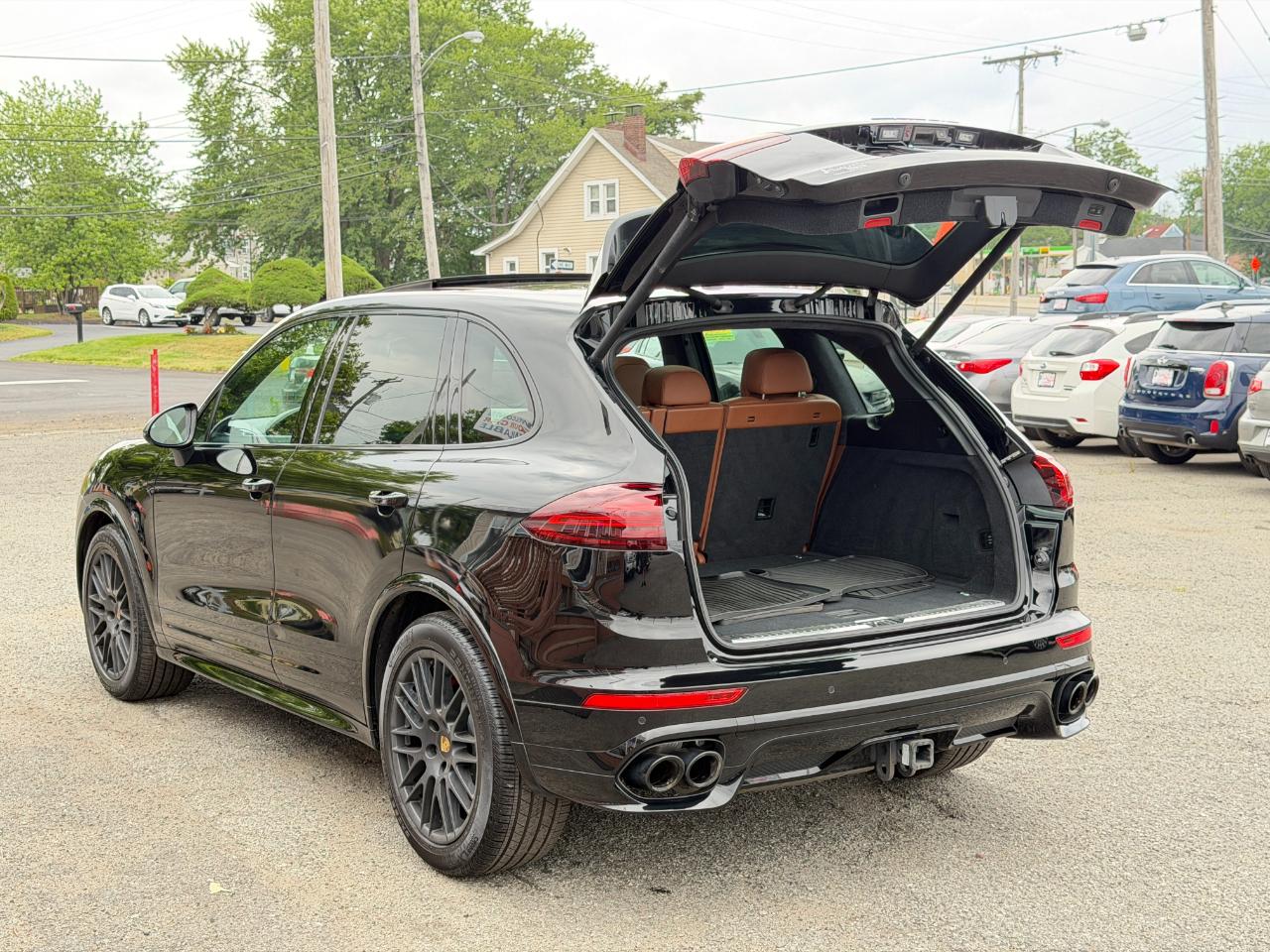 Porsche Cayenne AWD 4dr GTS 2016