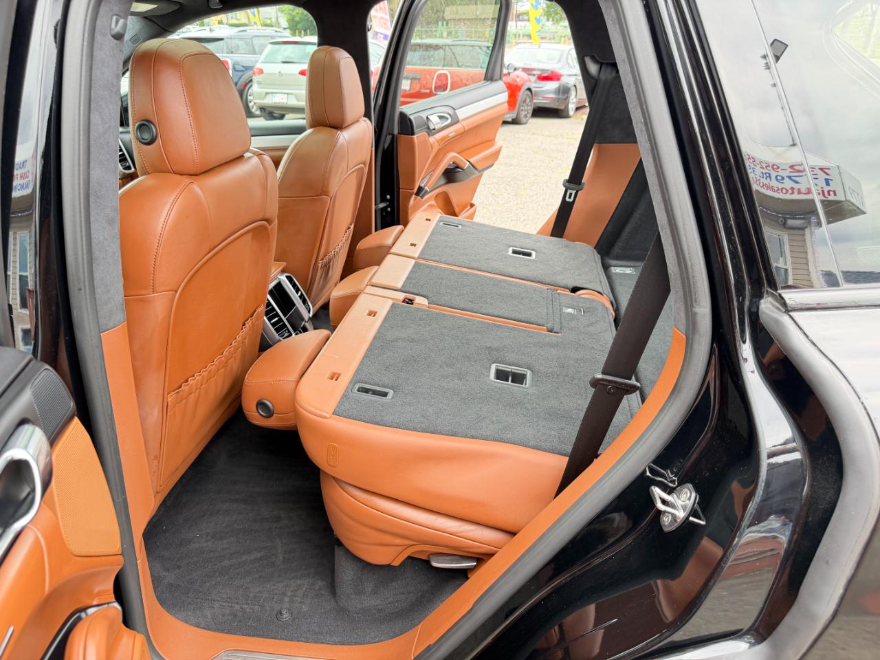 Porsche Cayenne AWD 4dr GTS 2016