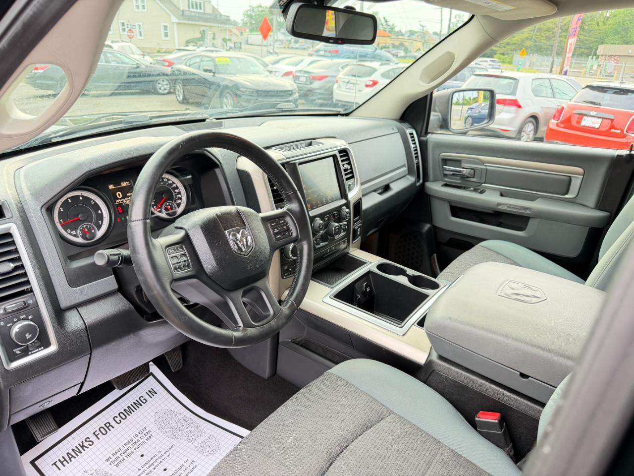 RAM 1500 4WD Quad Cab 140.5" Big Horn 2014