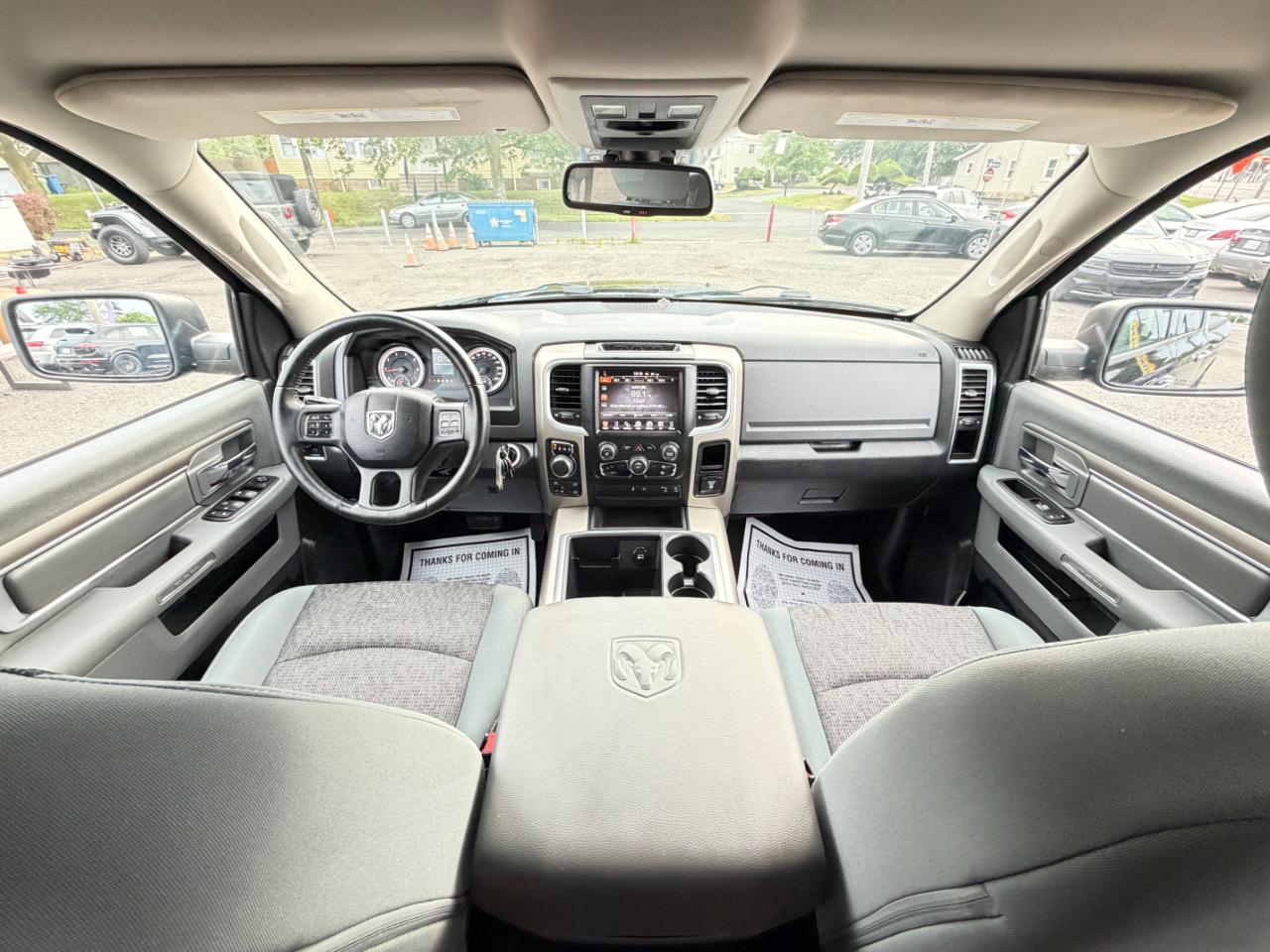 RAM 1500 4WD Quad Cab 140.5" Big Horn 2014