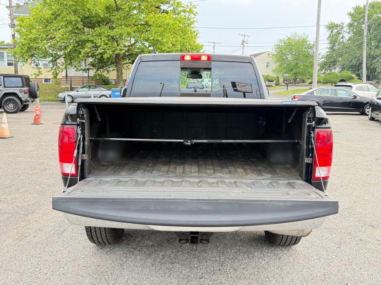 RAM 1500 4WD Quad Cab 140.5" Big Horn 2014