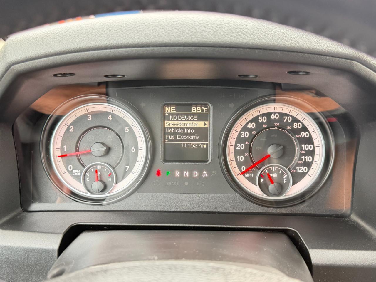 RAM 1500 4WD Quad Cab 140.5" Big Horn 2014