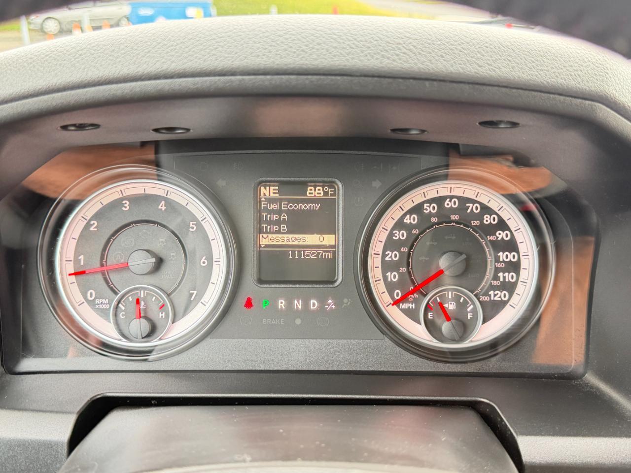 RAM 1500 4WD Quad Cab 140.5" Big Horn 2014