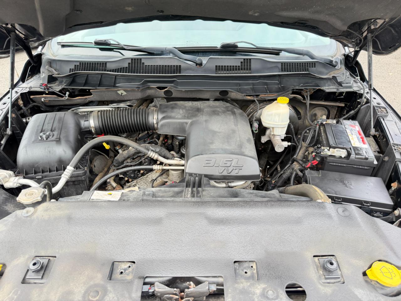 RAM 1500 4WD Quad Cab 140.5" Big Horn 2014