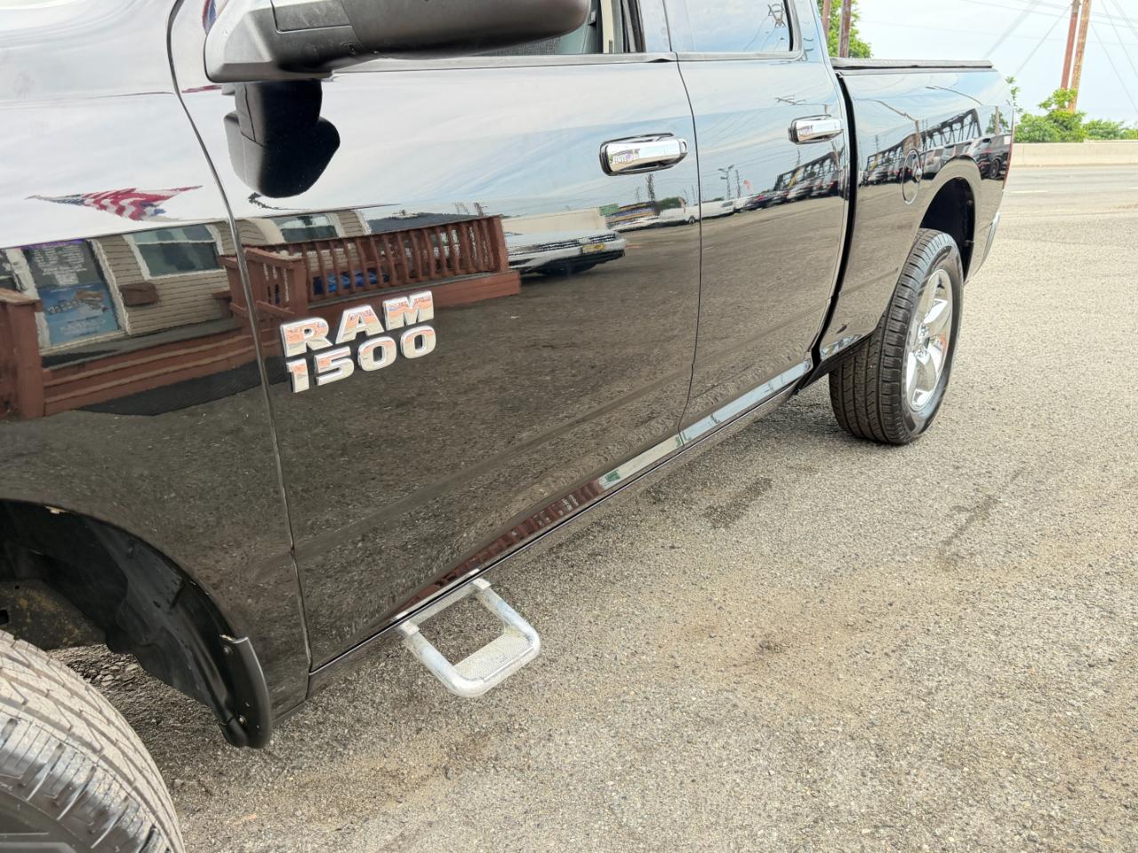 RAM 1500 4WD Quad Cab 140.5" Big Horn 2014