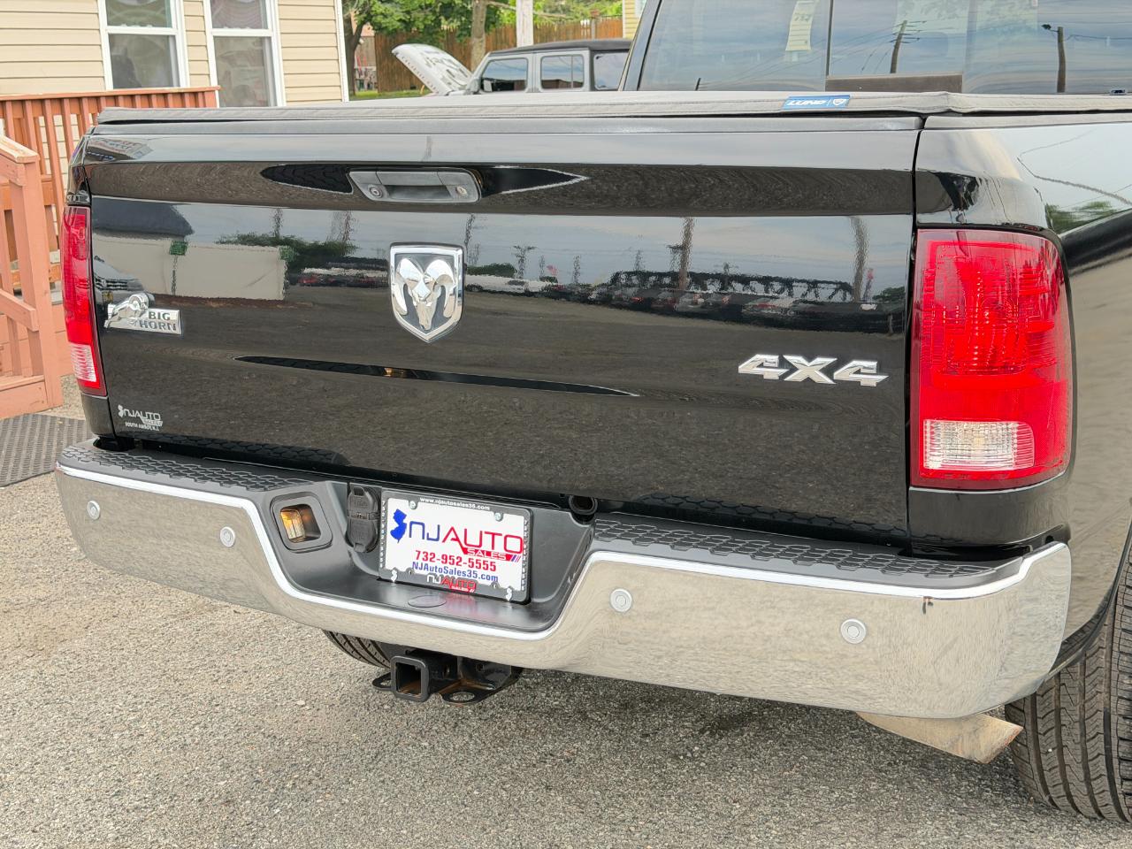 RAM 1500 4WD Quad Cab 140.5" Big Horn 2014