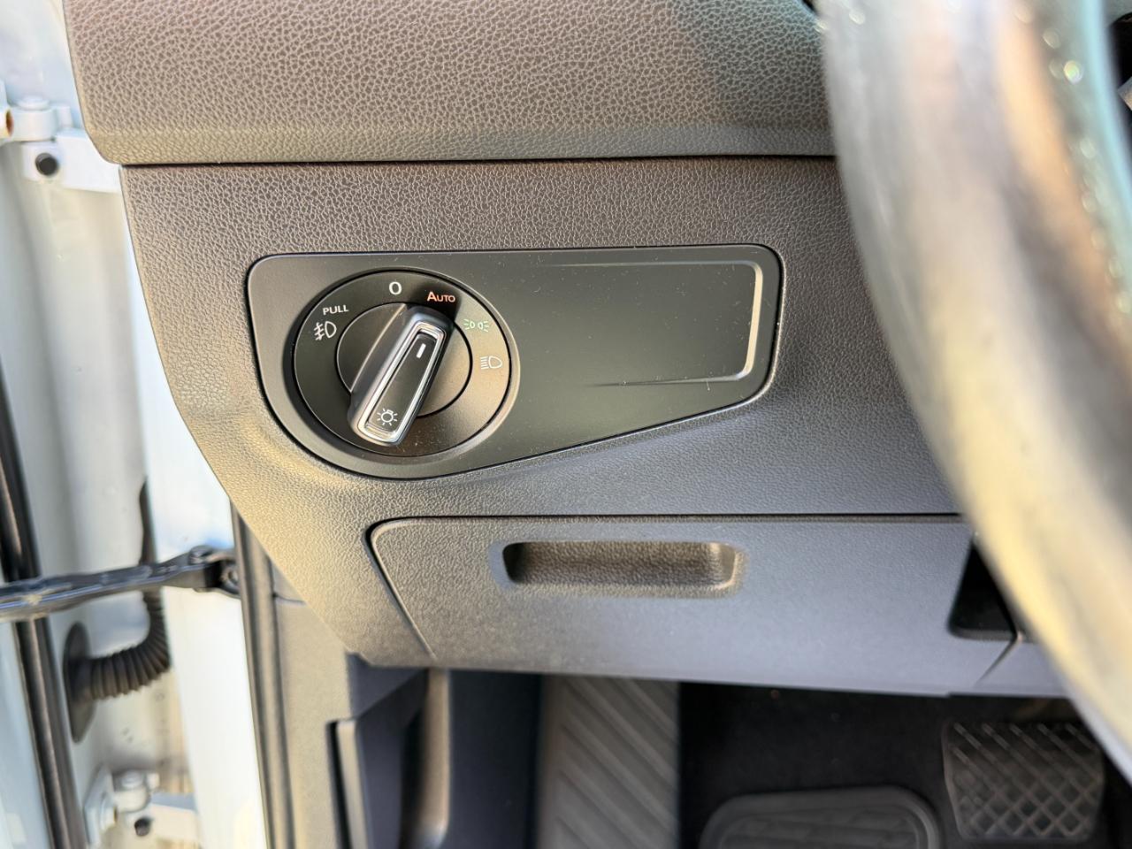 Volkswagen Tiguan 2.0T SEL FWD 2018