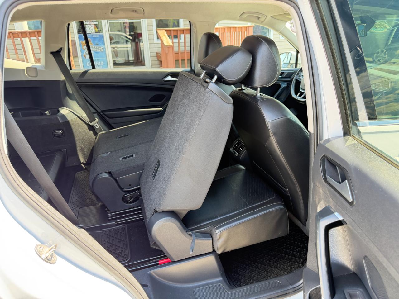 Volkswagen Tiguan 2.0T SEL FWD 2018