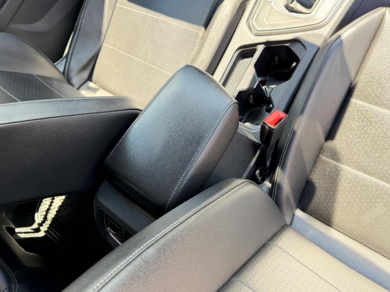 Volkswagen Tiguan 2.0T SEL FWD 2018