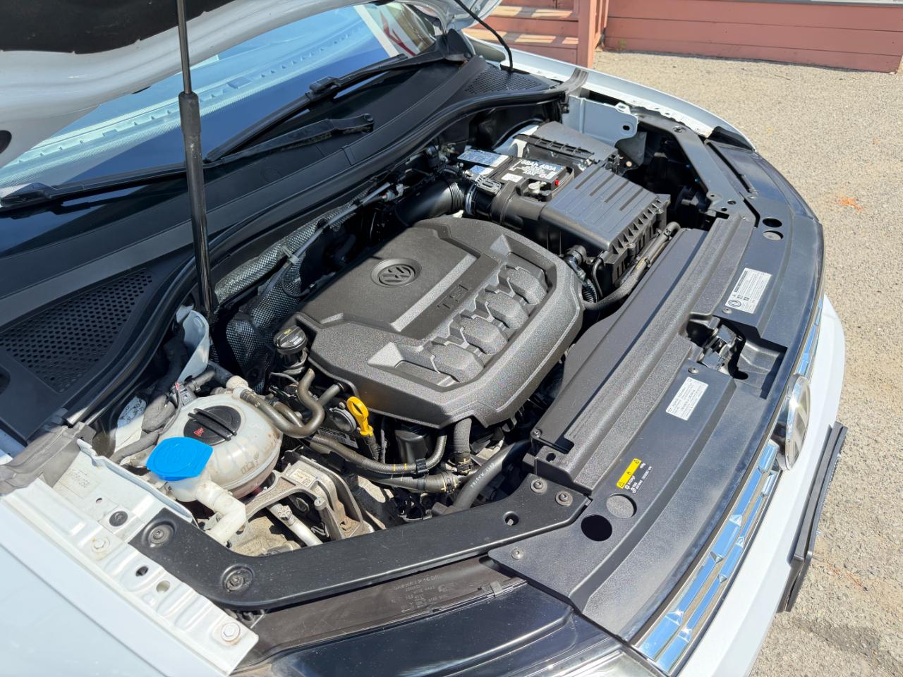 Volkswagen Tiguan 2.0T SEL FWD 2018