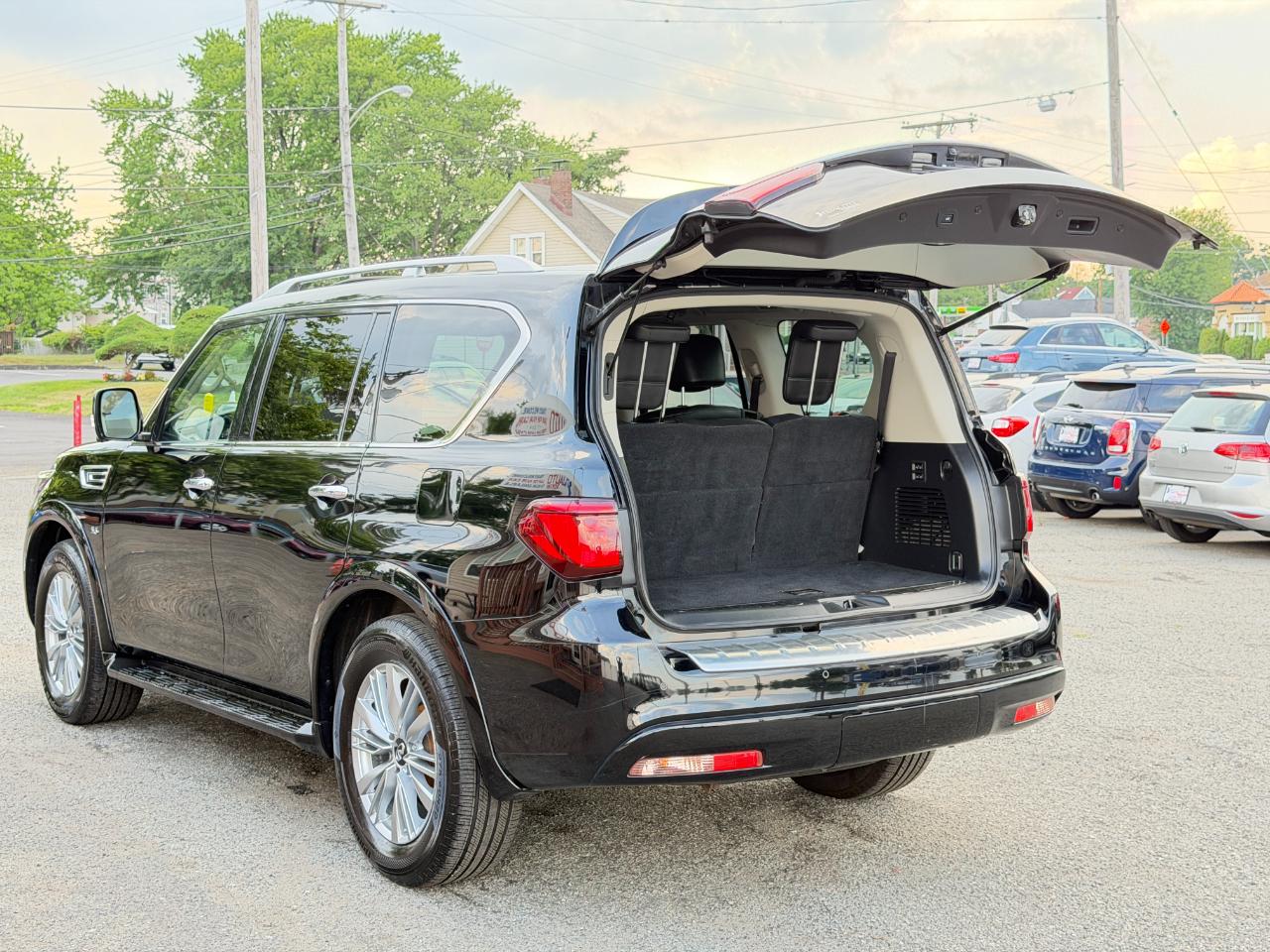 Infiniti QX80 AWD 2018