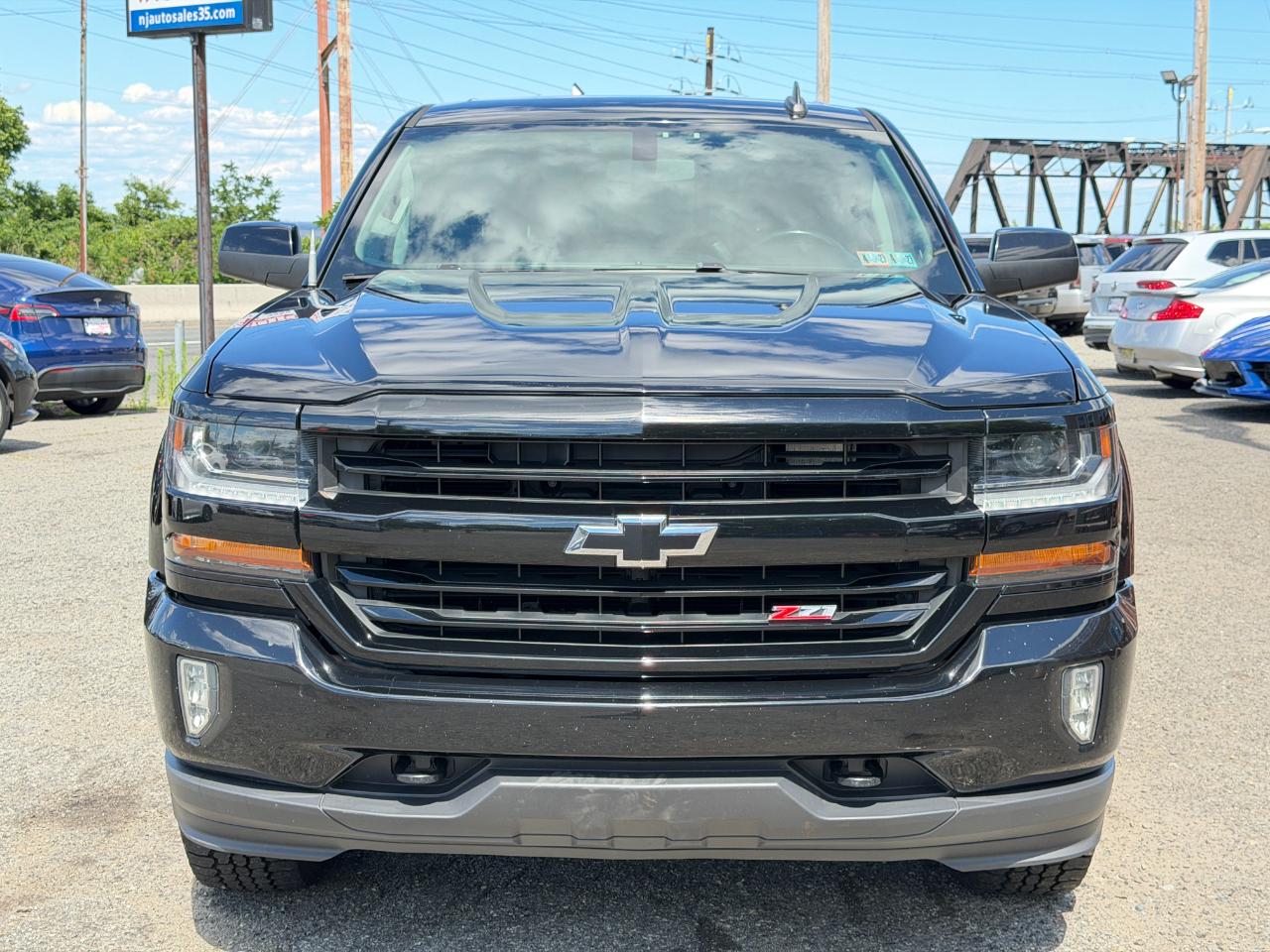 Chevrolet Silverado 1500  2018