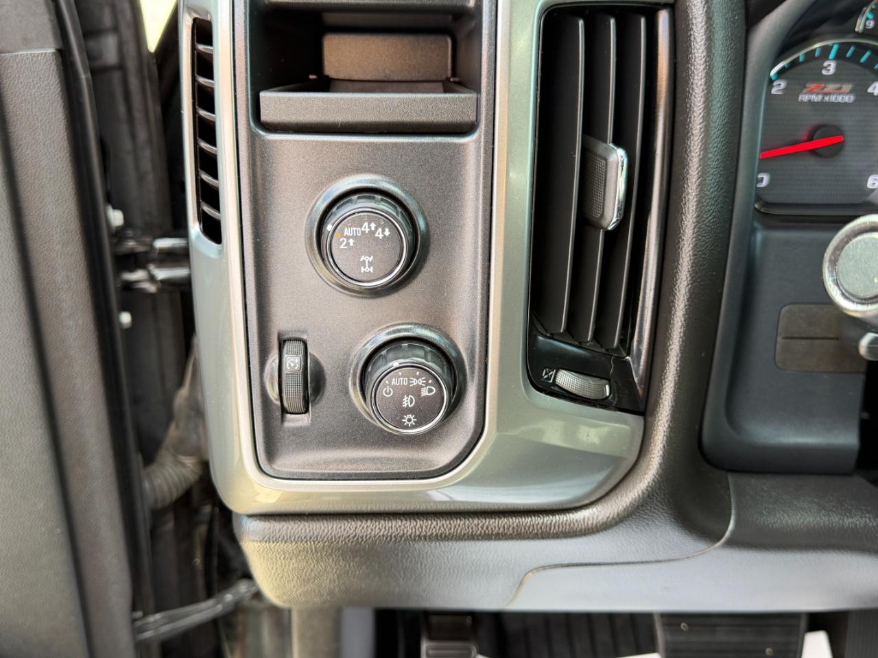 Chevrolet Silverado 1500  2018
