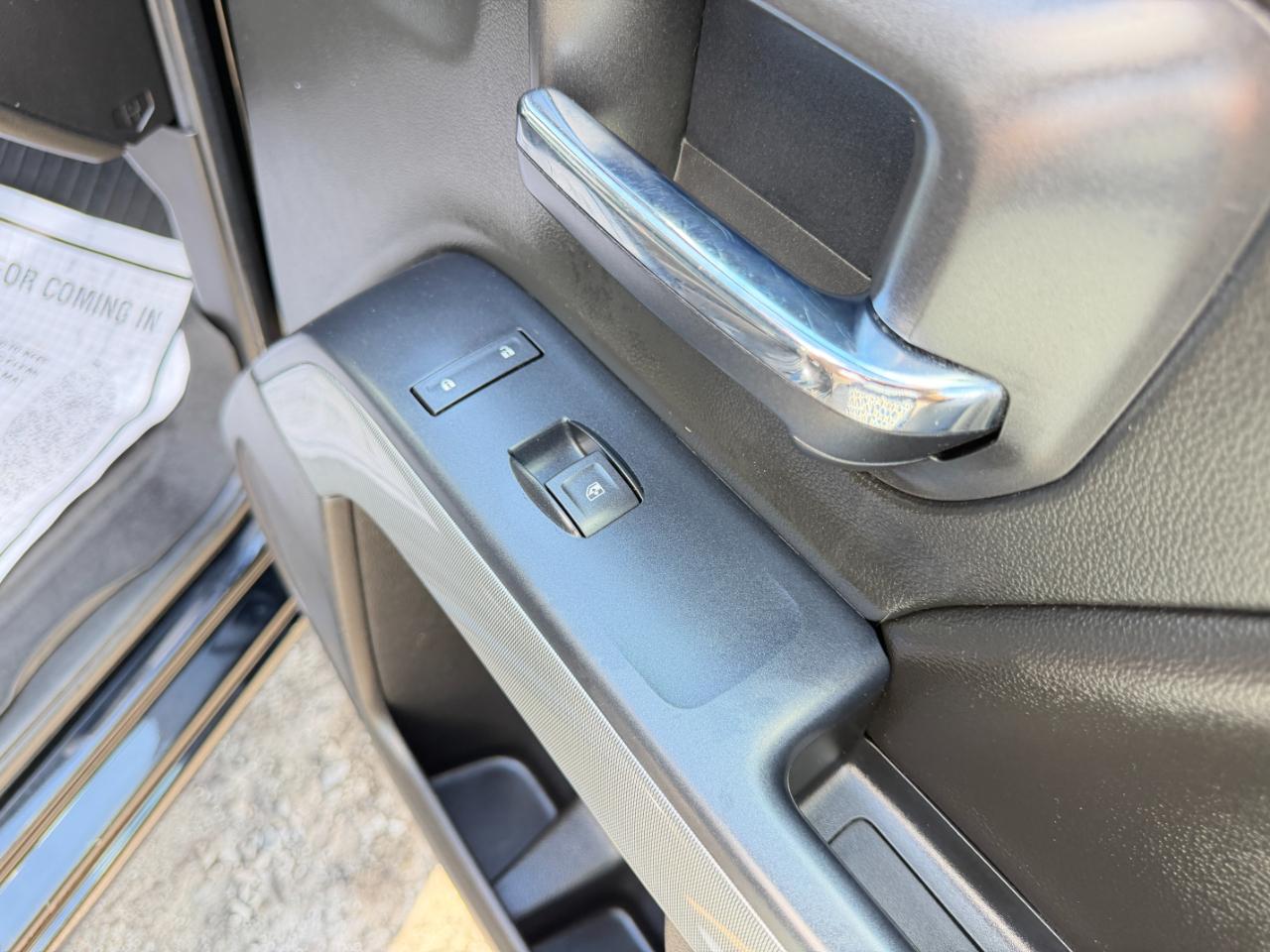 Chevrolet Silverado 1500  2018