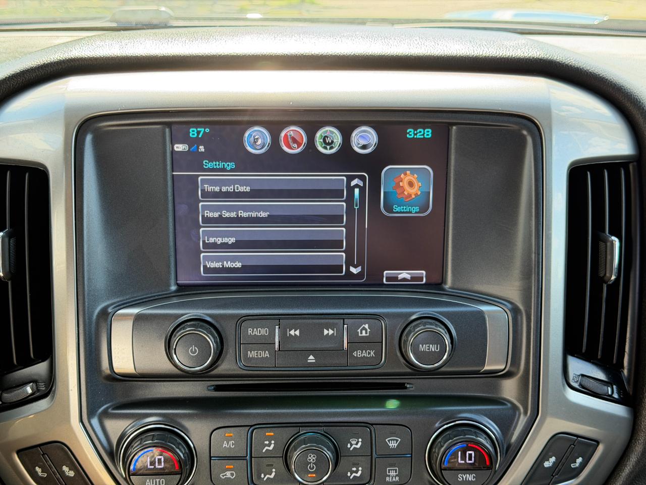 Chevrolet Silverado 1500  2018