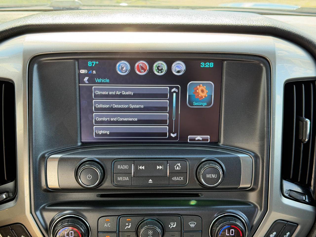 Chevrolet Silverado 1500  2018